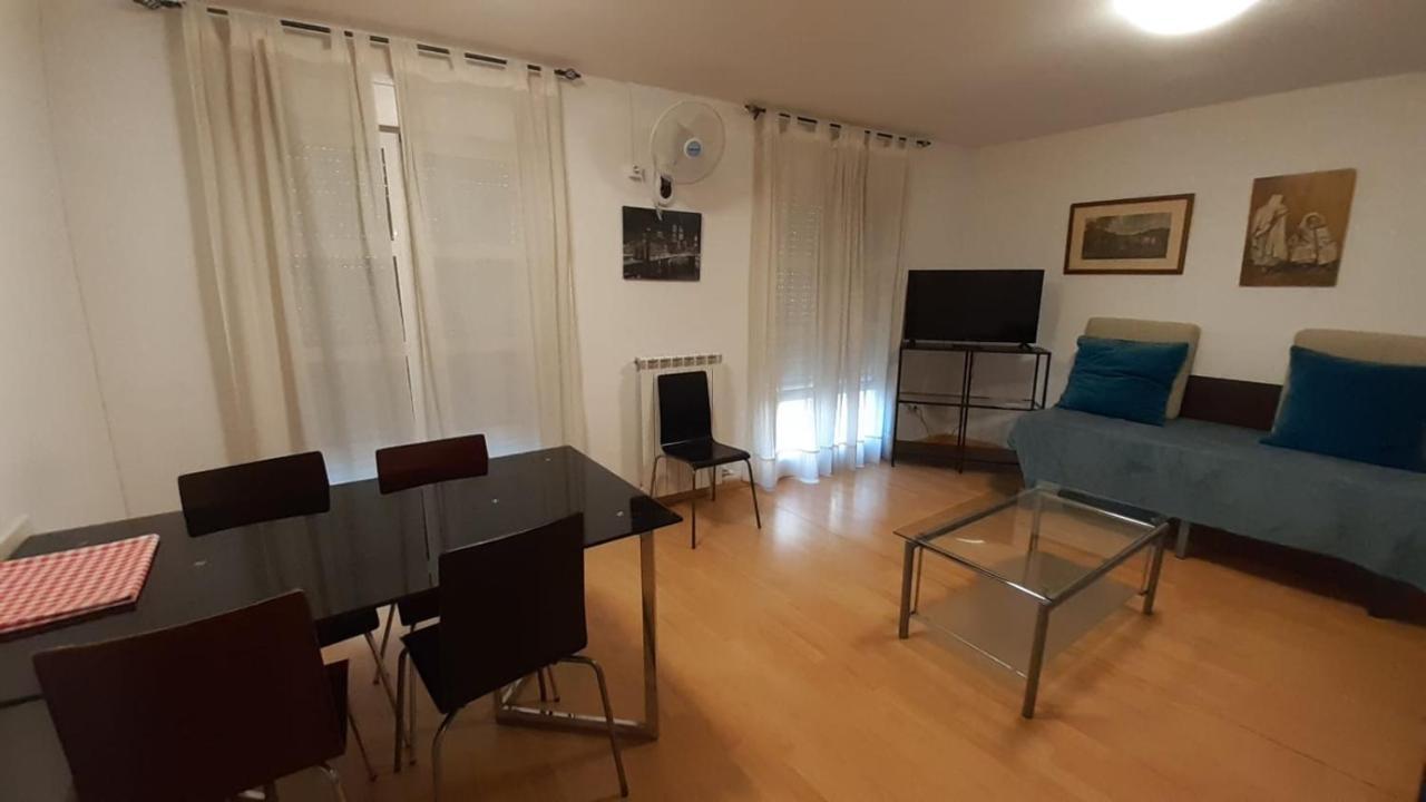 Apartamentos Auhabitat Zaragoza, Edificio De Apartamentos Turisticos Bagian luar foto