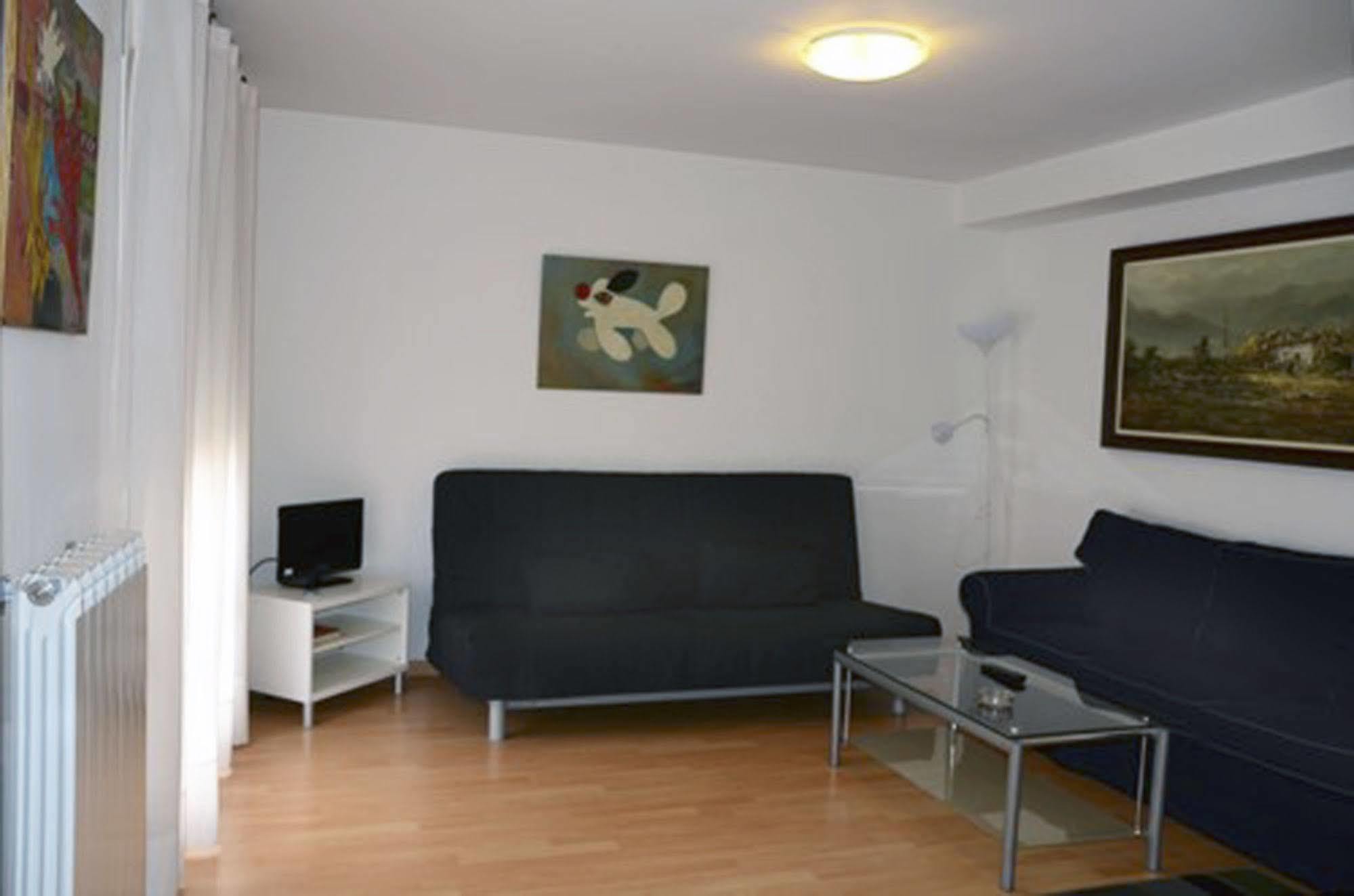 Apartamentos Auhabitat Zaragoza, Edificio De Apartamentos Turisticos Bagian luar foto