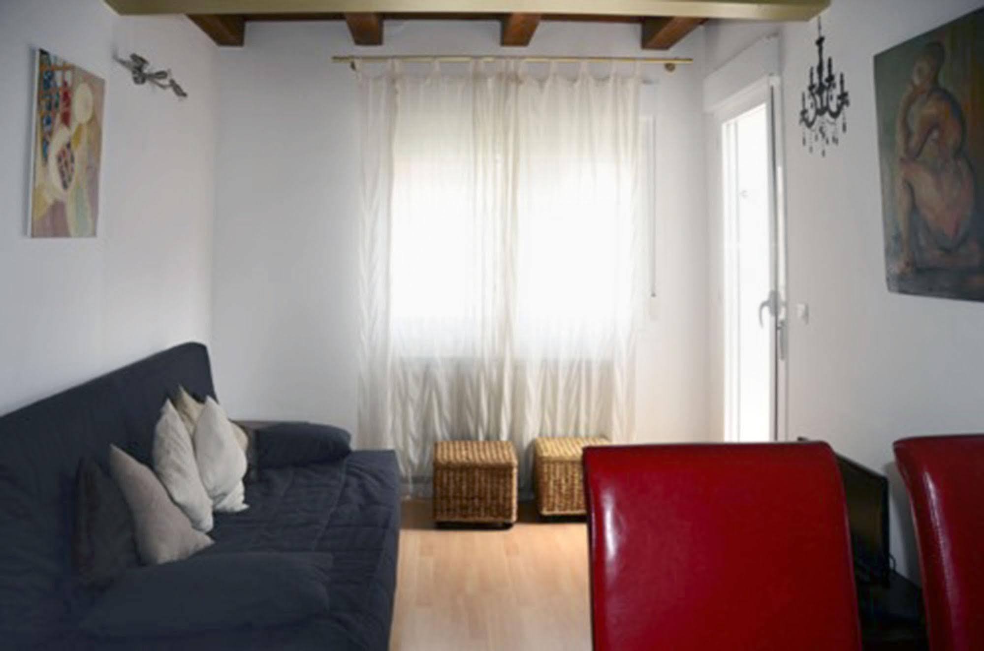 Apartamentos Auhabitat Zaragoza, Edificio De Apartamentos Turisticos Bagian luar foto