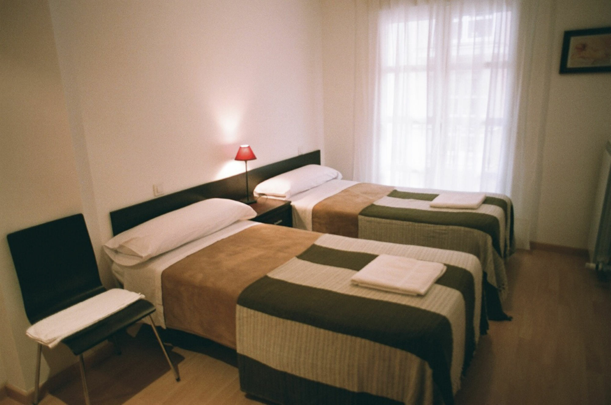Apartamentos Auhabitat Zaragoza, Edificio De Apartamentos Turisticos Bagian luar foto
